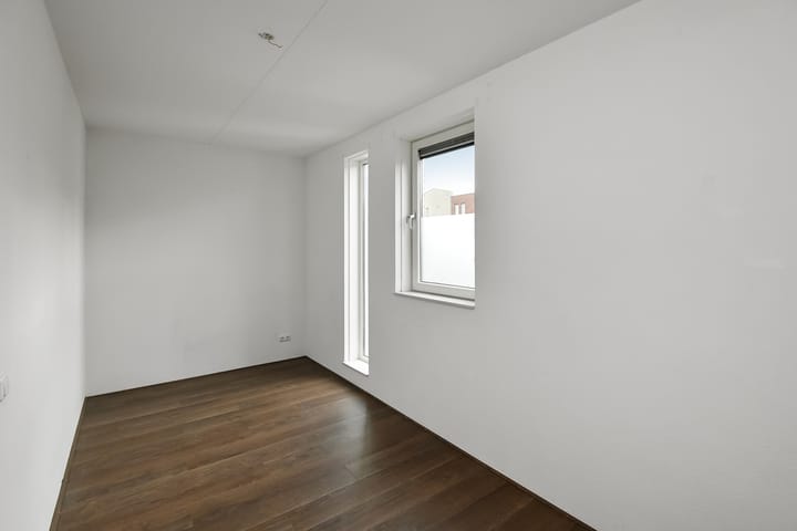 Foto 20 van Groot-Brittanniëstraat 115