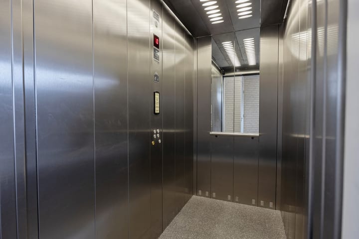 Photo 30 of Lichtenbergerstraat 1-F