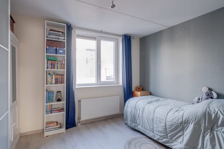 Foto 29 van Dirk Schäferstraat 14