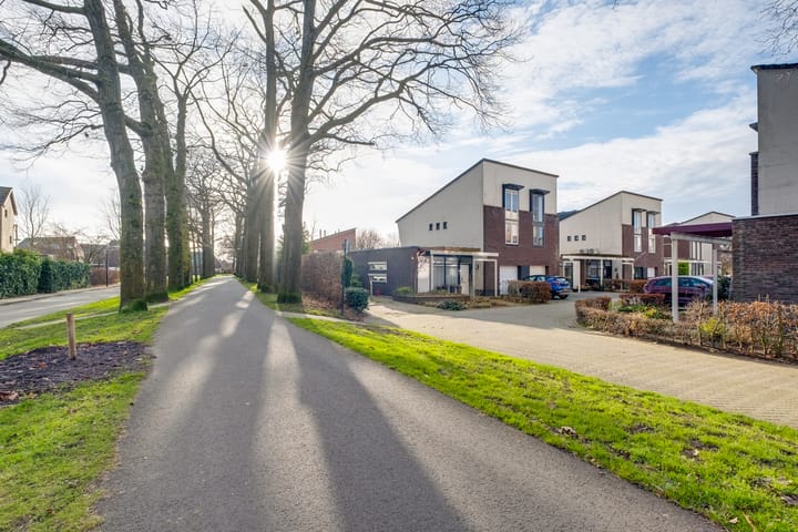 Foto 42 van Dirk Schäferstraat 14