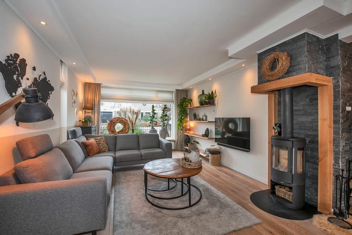 Foto 9 van Meidoornhof 33