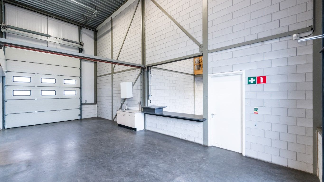 View photo 4 of Industrieweg 47-a