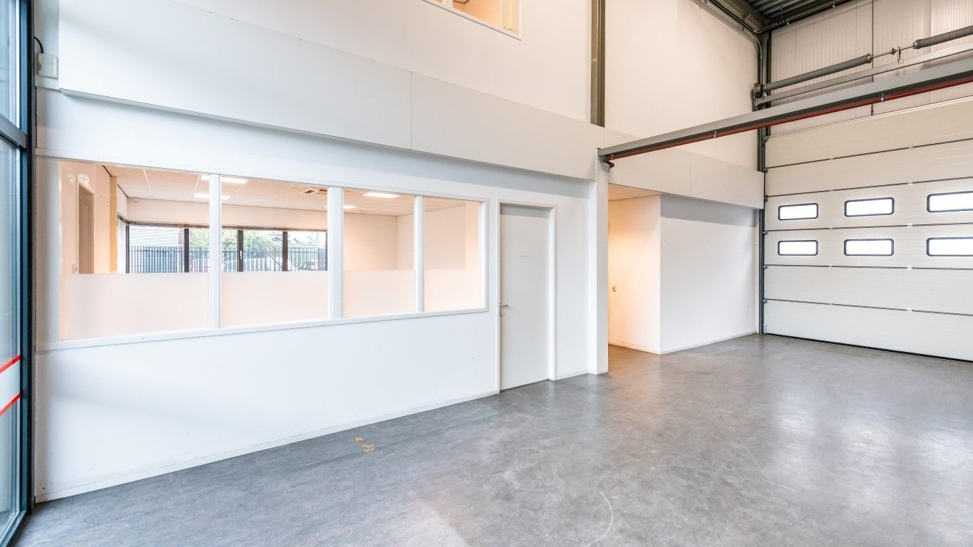 View photo 5 of Industrieweg 47-a