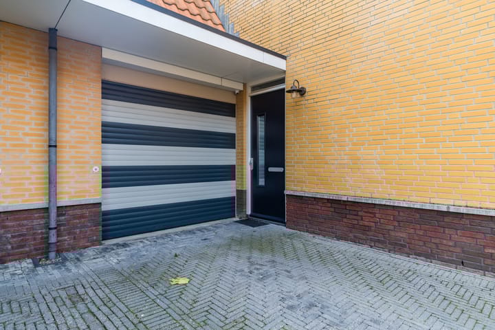 Photo 4 of Genialisweg 8