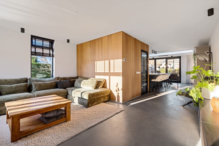 Photo 2 of Buizerdstraat 26