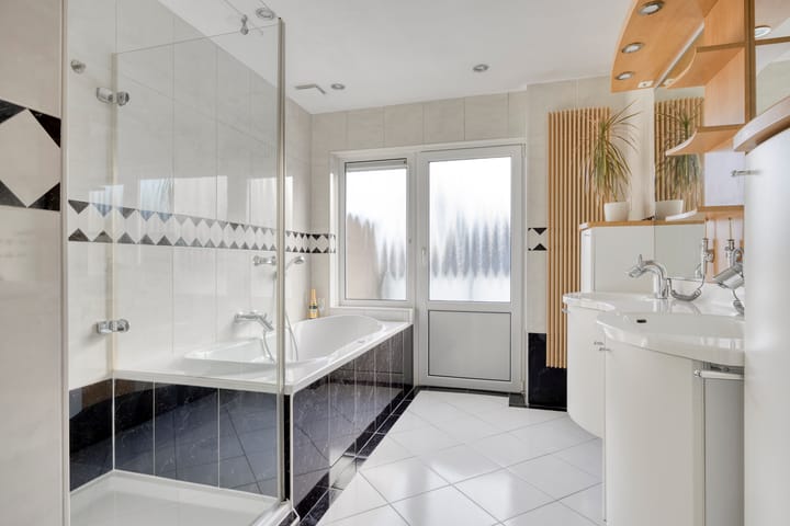 Foto 4 van Van Boetzelaerstraat 134