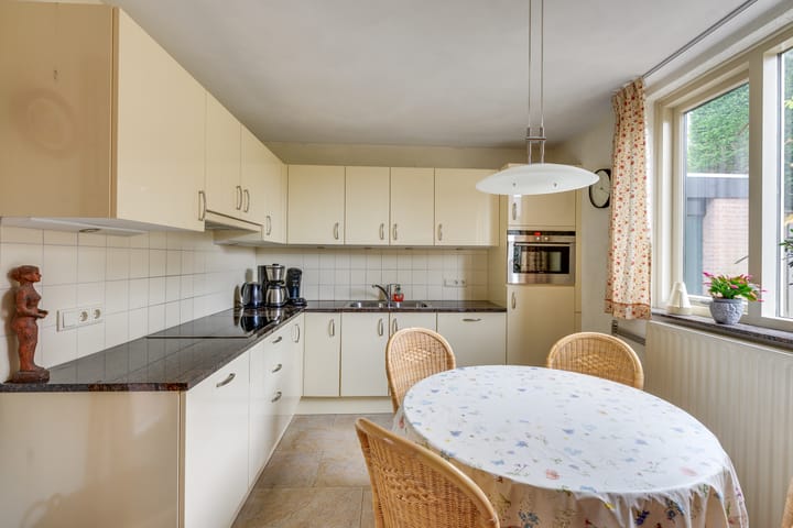 Photo 4 of Baarsstraat 9