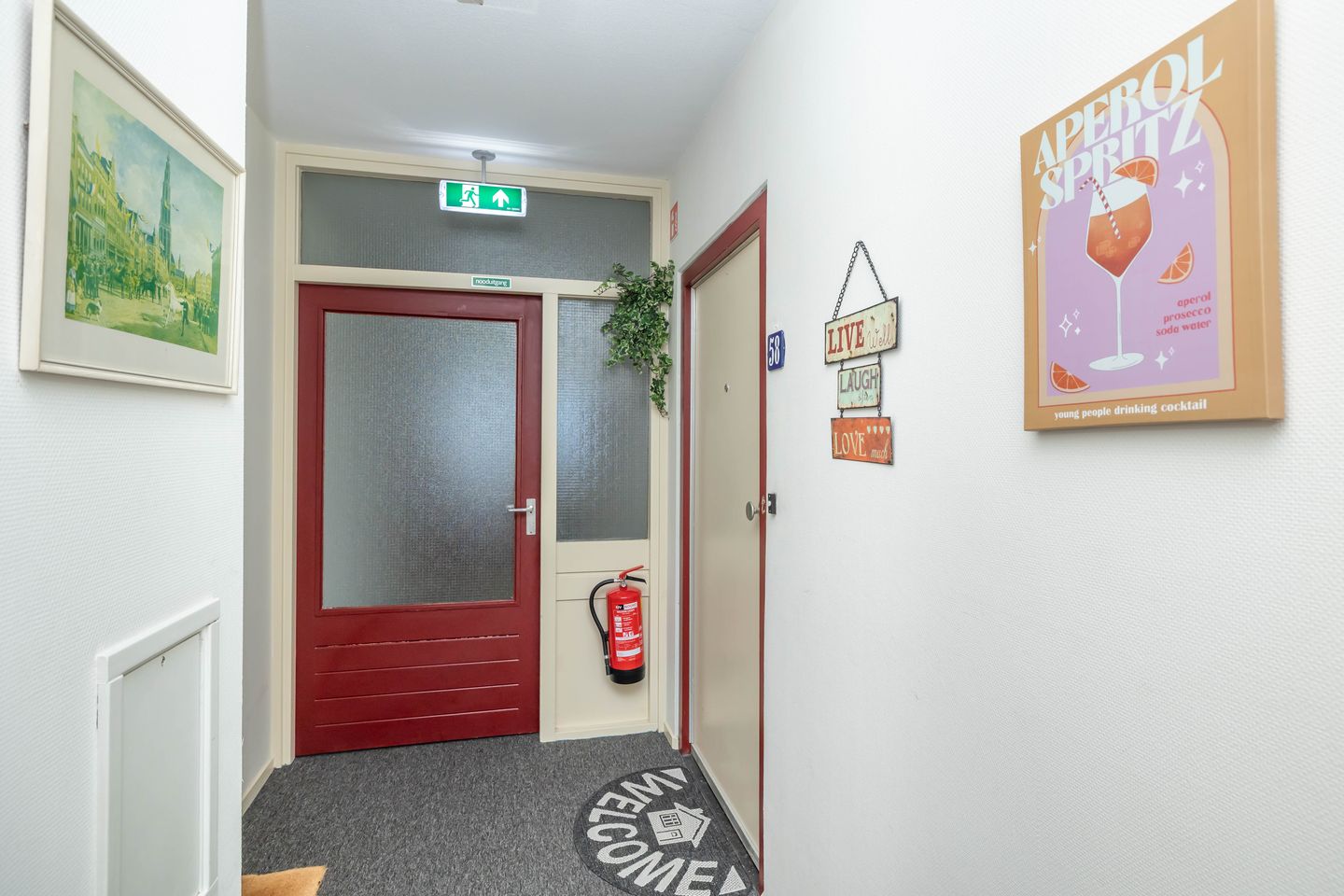 Photo 10 of Jennerstraat 58