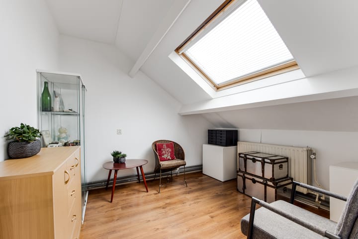 Foto 17 van Cosmeaduin 32