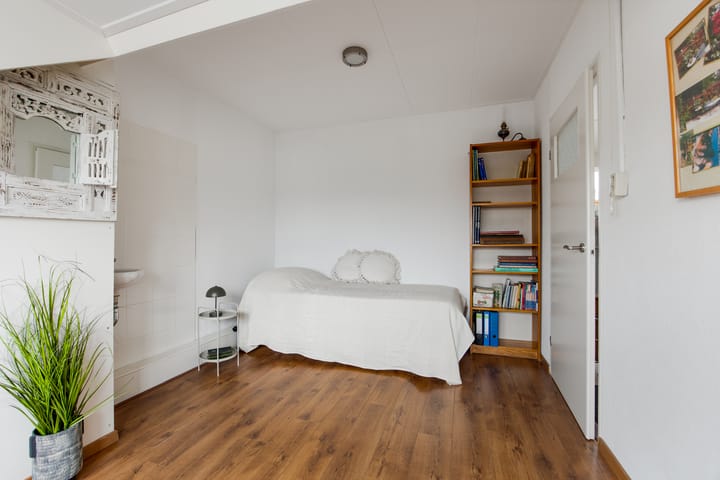 Foto 19 van Cosmeaduin 32