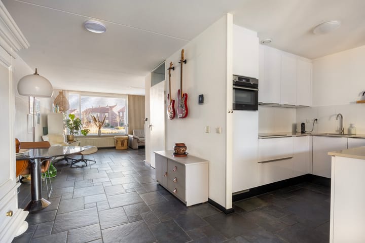 Photo 6 of Kleefstraat 40