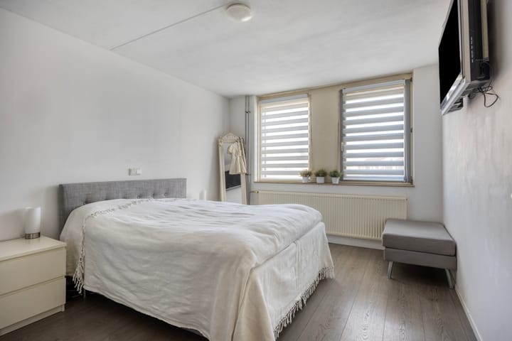 Photo 21 of Kleefstraat 40