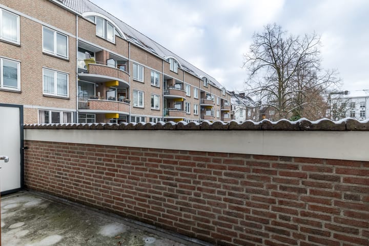 Foto 25 van Pompenstraat 9-B