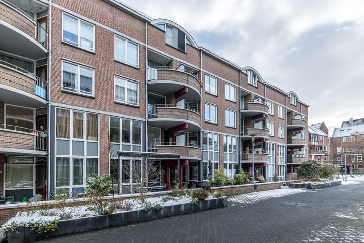 Foto 35 van Pompenstraat 9-B