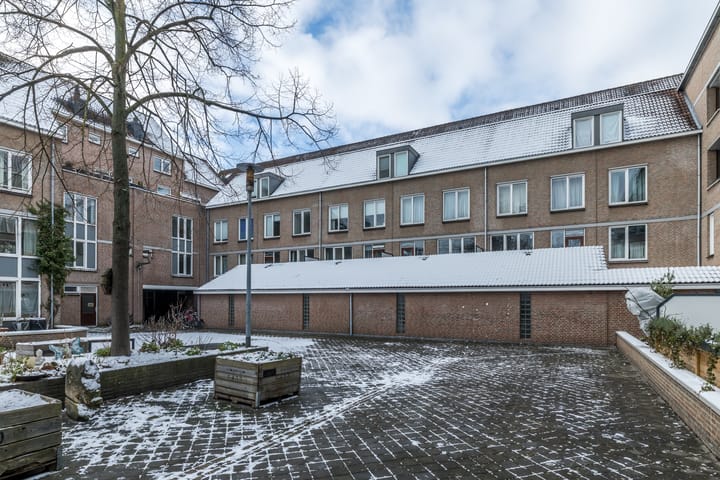 Foto 27 van Pompenstraat 9-B