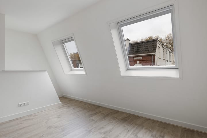 Foto 22 van Daendelsstraat 33-A