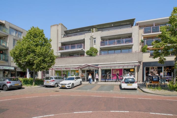 Deutzstraat 22, Heemskerk