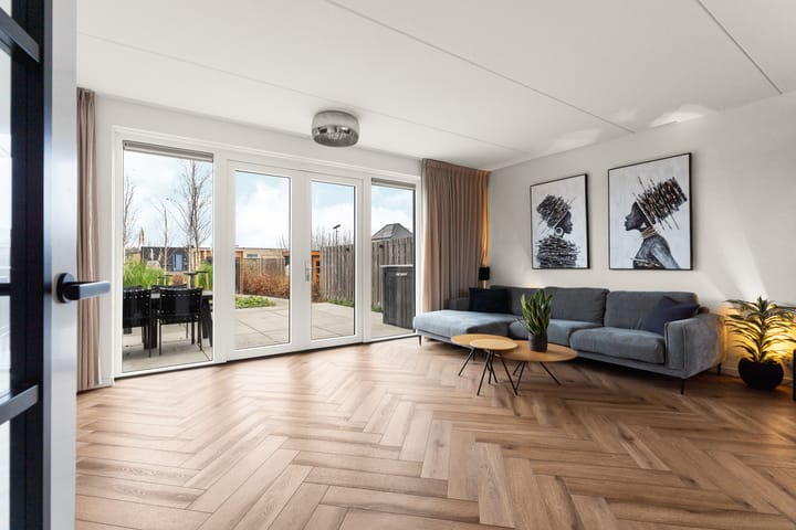 Foto 11 van Michael Faradaystraat 82