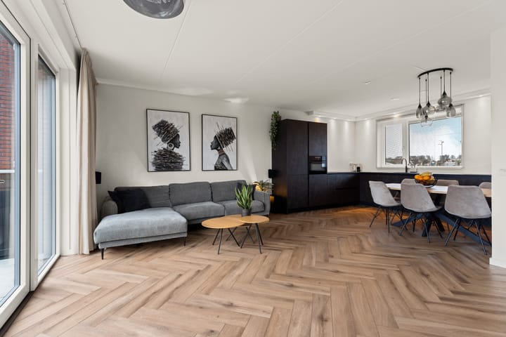 Foto 13 van Michael Faradaystraat 82