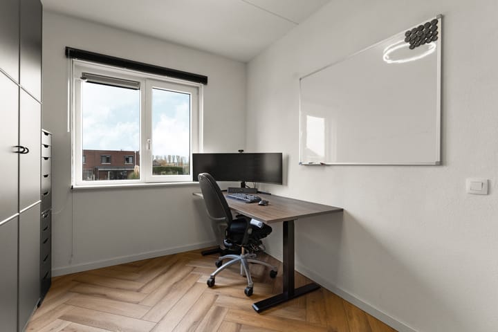 Foto 27 van Michael Faradaystraat 82