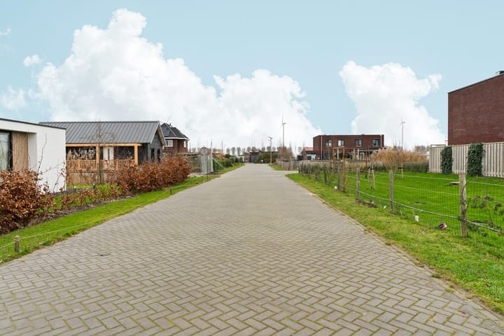 Foto 43 van Michael Faradaystraat 82