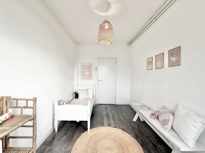 Photo 22 of Van Mourik Broekmanstraat 27-3