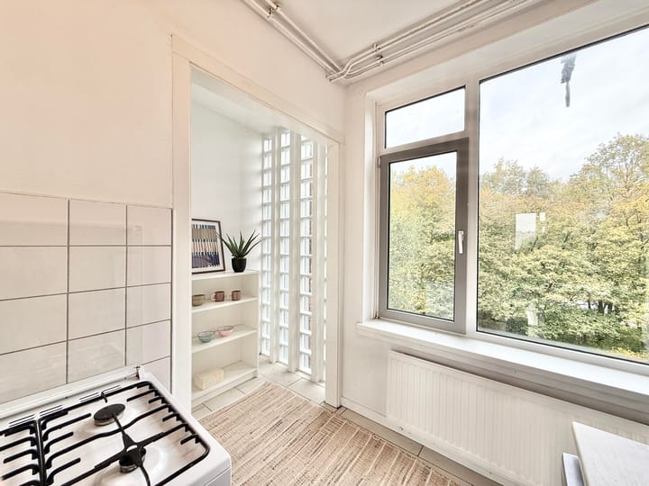 Photo 13 of Van Mourik Broekmanstraat 27-3