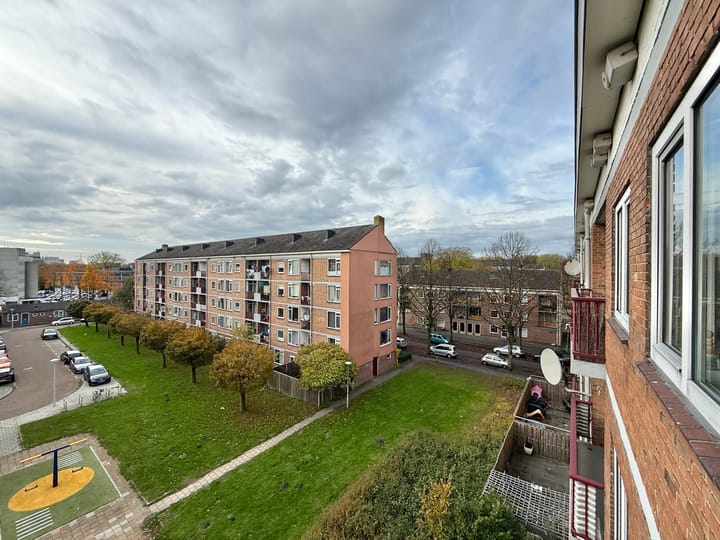 Photo 28 of Van Mourik Broekmanstraat 27-3