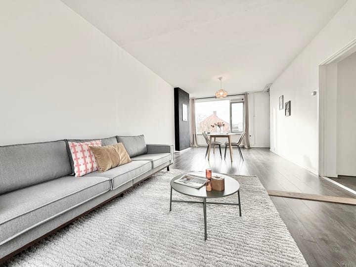 Photo 3 of Van Mourik Broekmanstraat 27-3