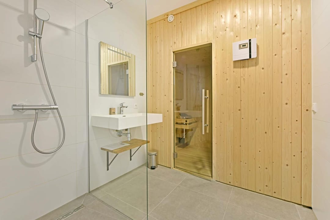 Photo 26 of Lampsinsdijk 8-60