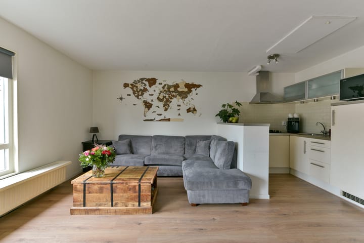 Foto 9 van Zebraspoor 455