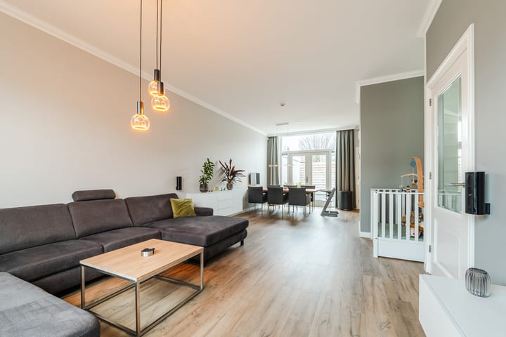 Photo 9 of Emmanuel Murandstraat 14