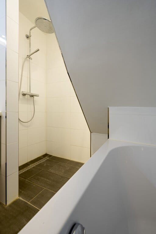 Foto 11 van Van Spilbergenstraat 120-H