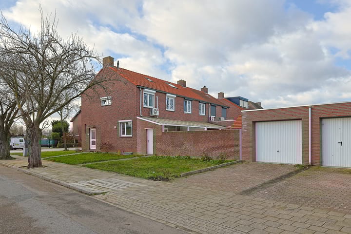 Foto 2 van Theresiastraat 40