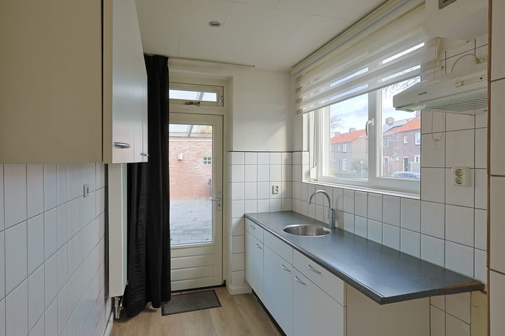 Foto 11 van Theresiastraat 40