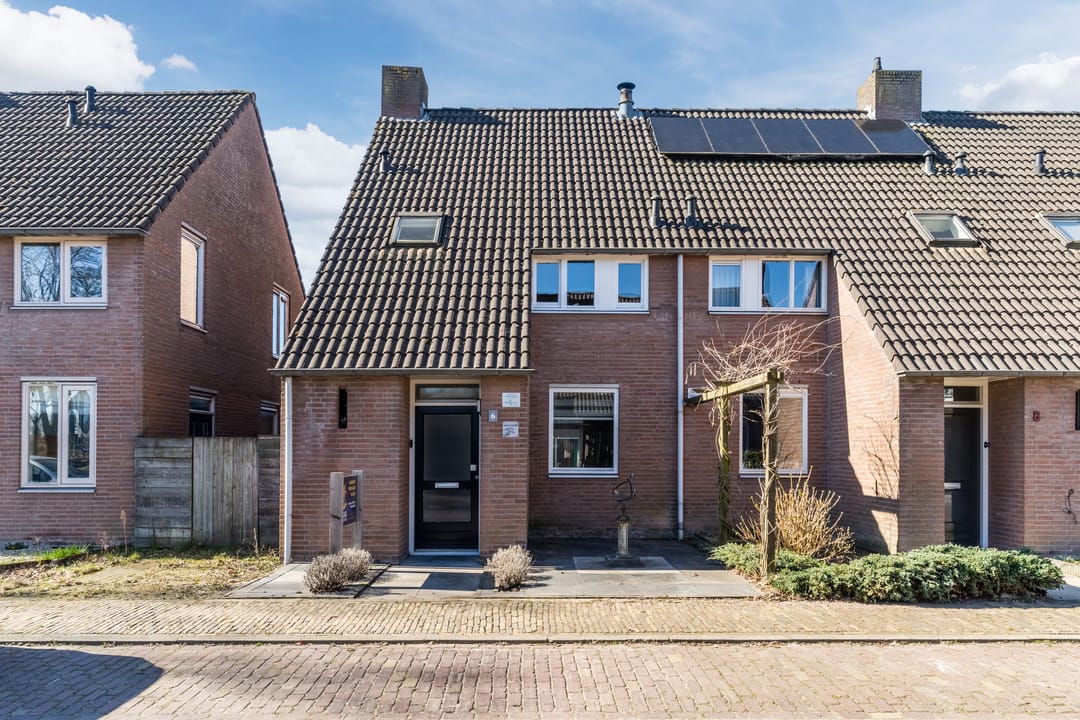 Foto 1 van Kalverekker 6