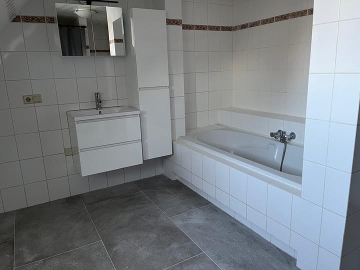 Photo 18 of Beemke 75