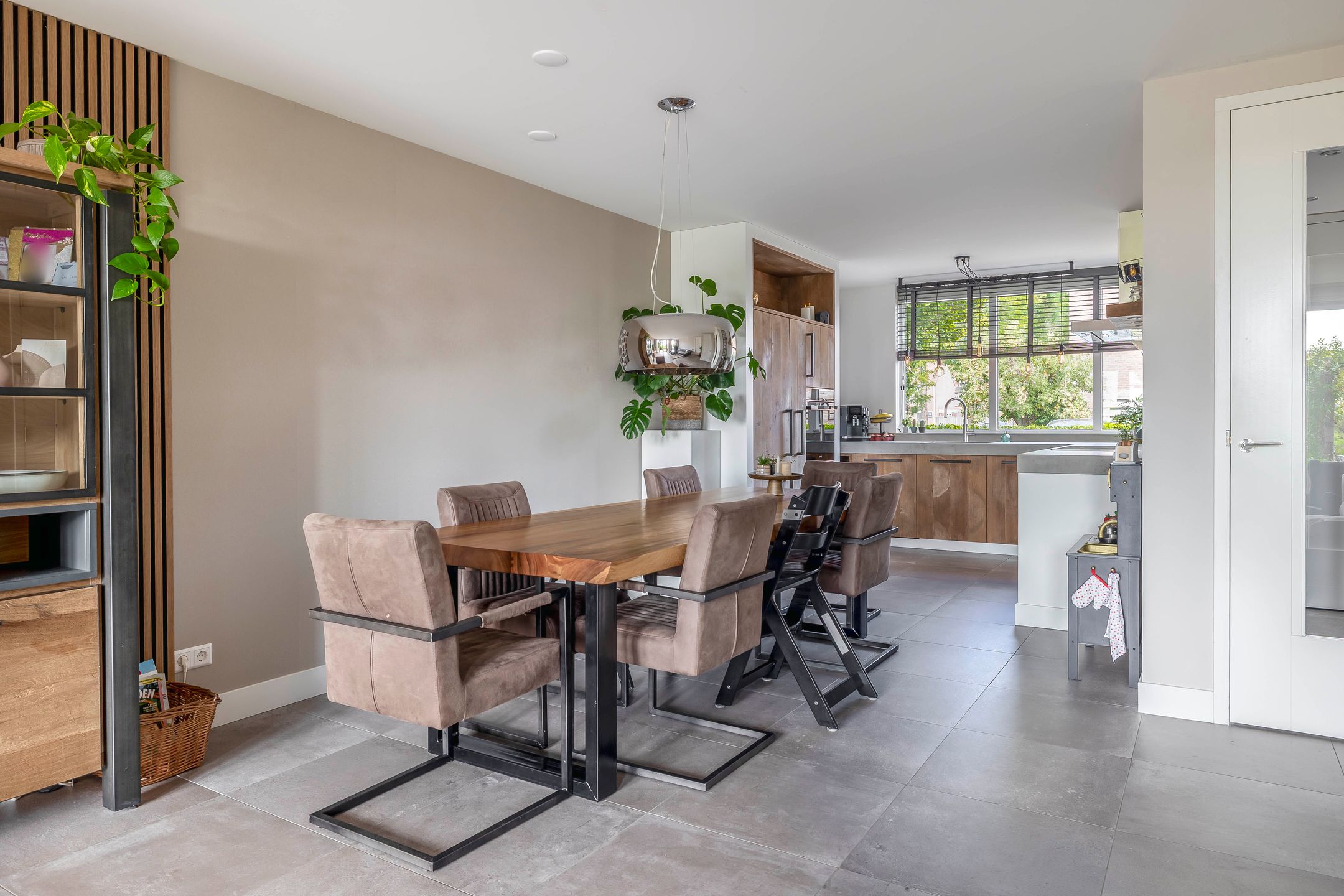 Foto 18 van Zernikelaan 88