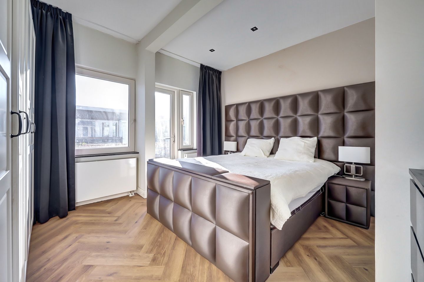 Photo 4 of Burgemeester van der Veldestraat 4