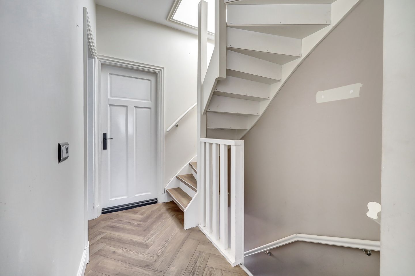 Photo 10 of Burgemeester van der Veldestraat 4