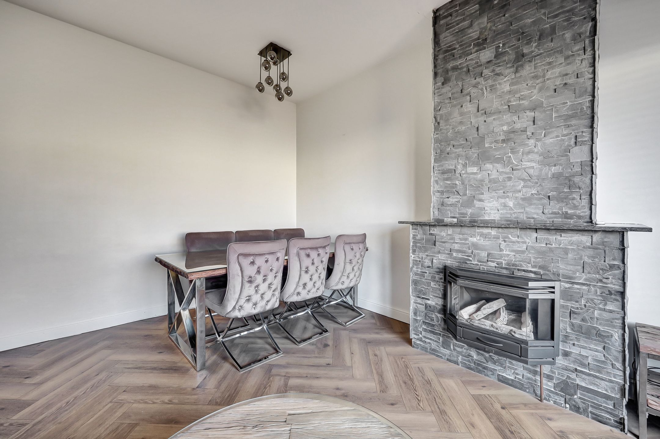 Photo 15 of Burgemeester van der Veldestraat 4