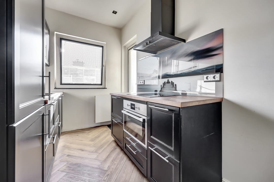 Photo 17 of Burgemeester van der Veldestraat 4