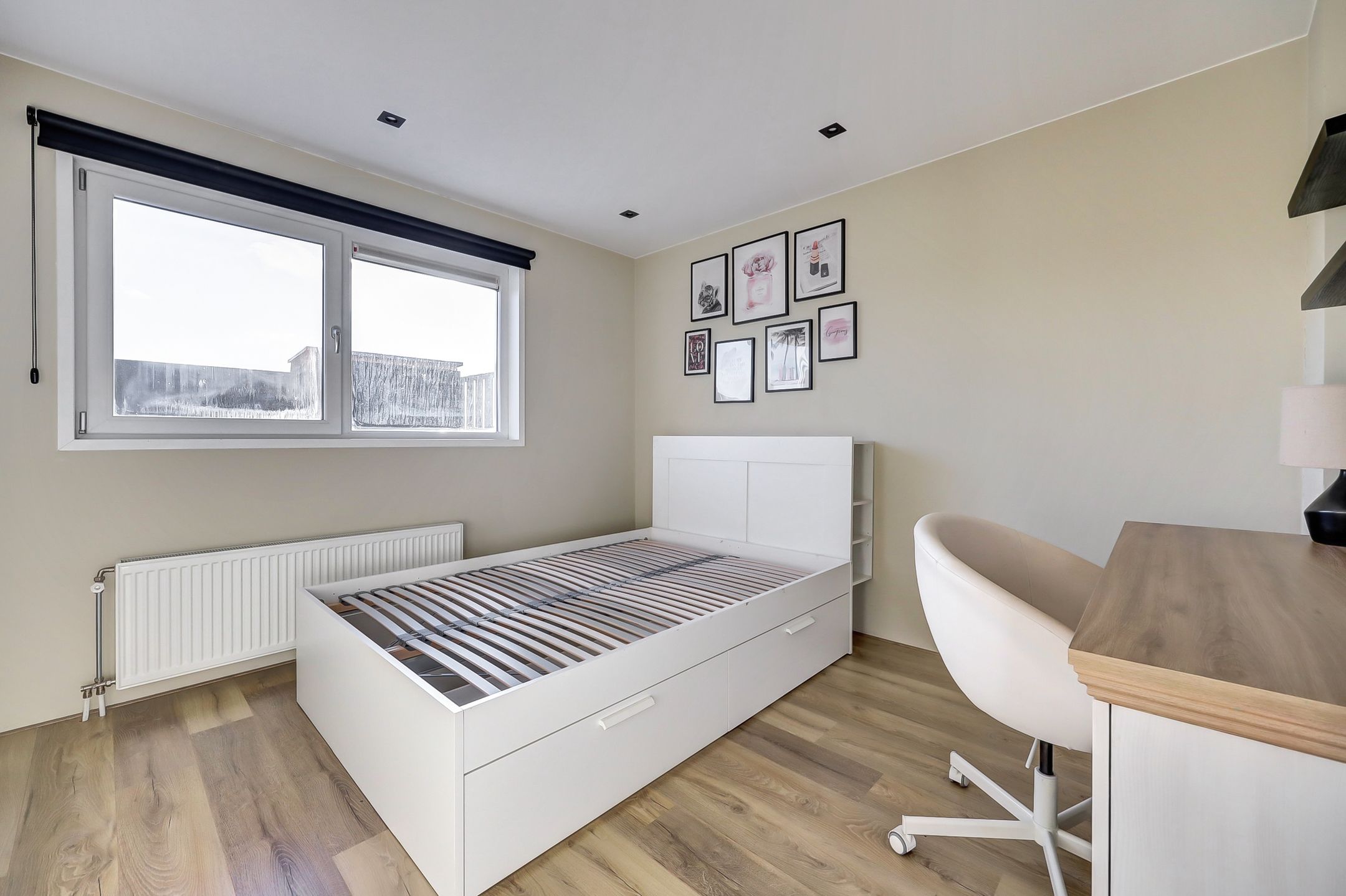 Photo 30 of Burgemeester van der Veldestraat 4