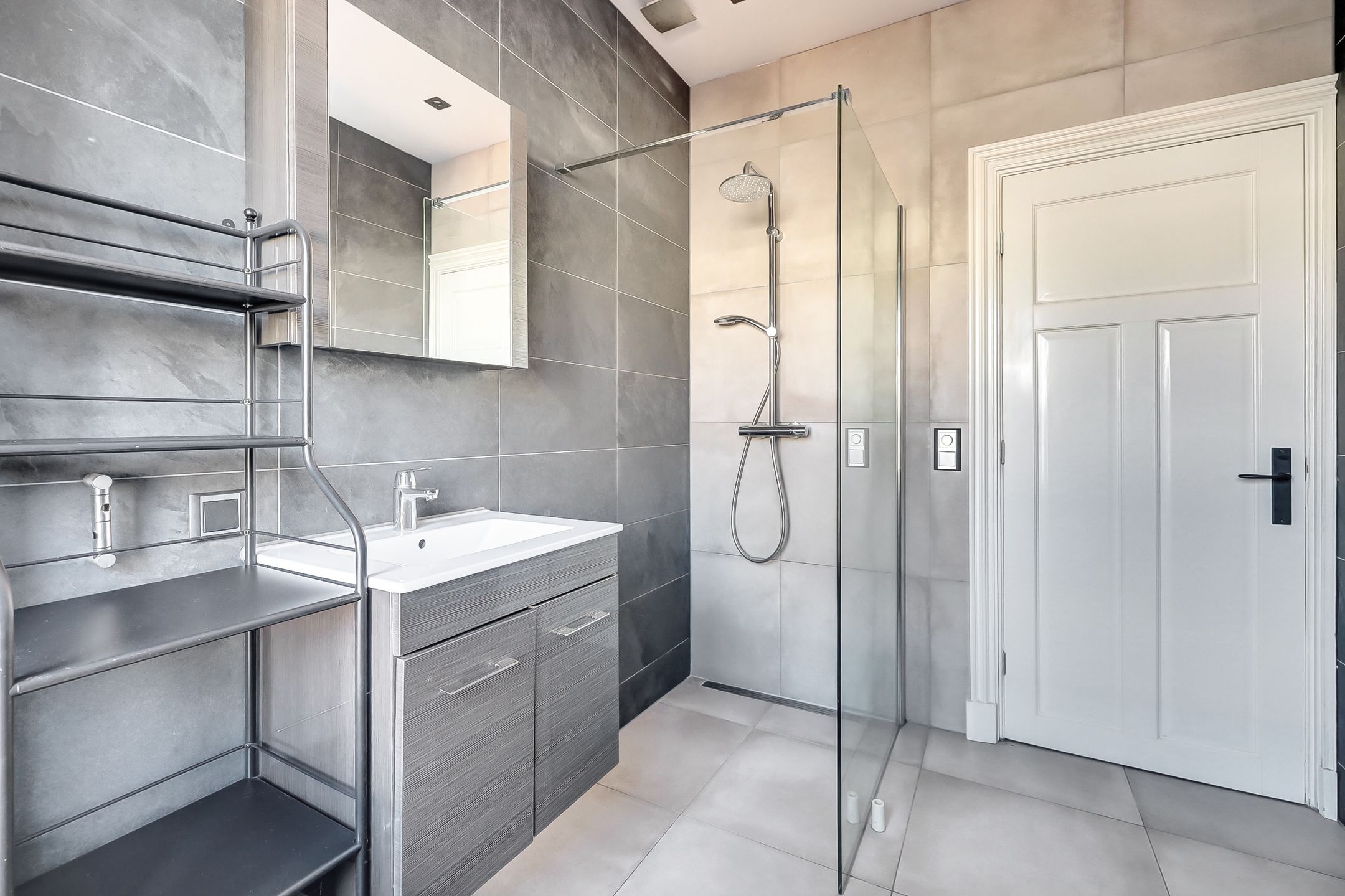 Photo 36 of Burgemeester van der Veldestraat 4