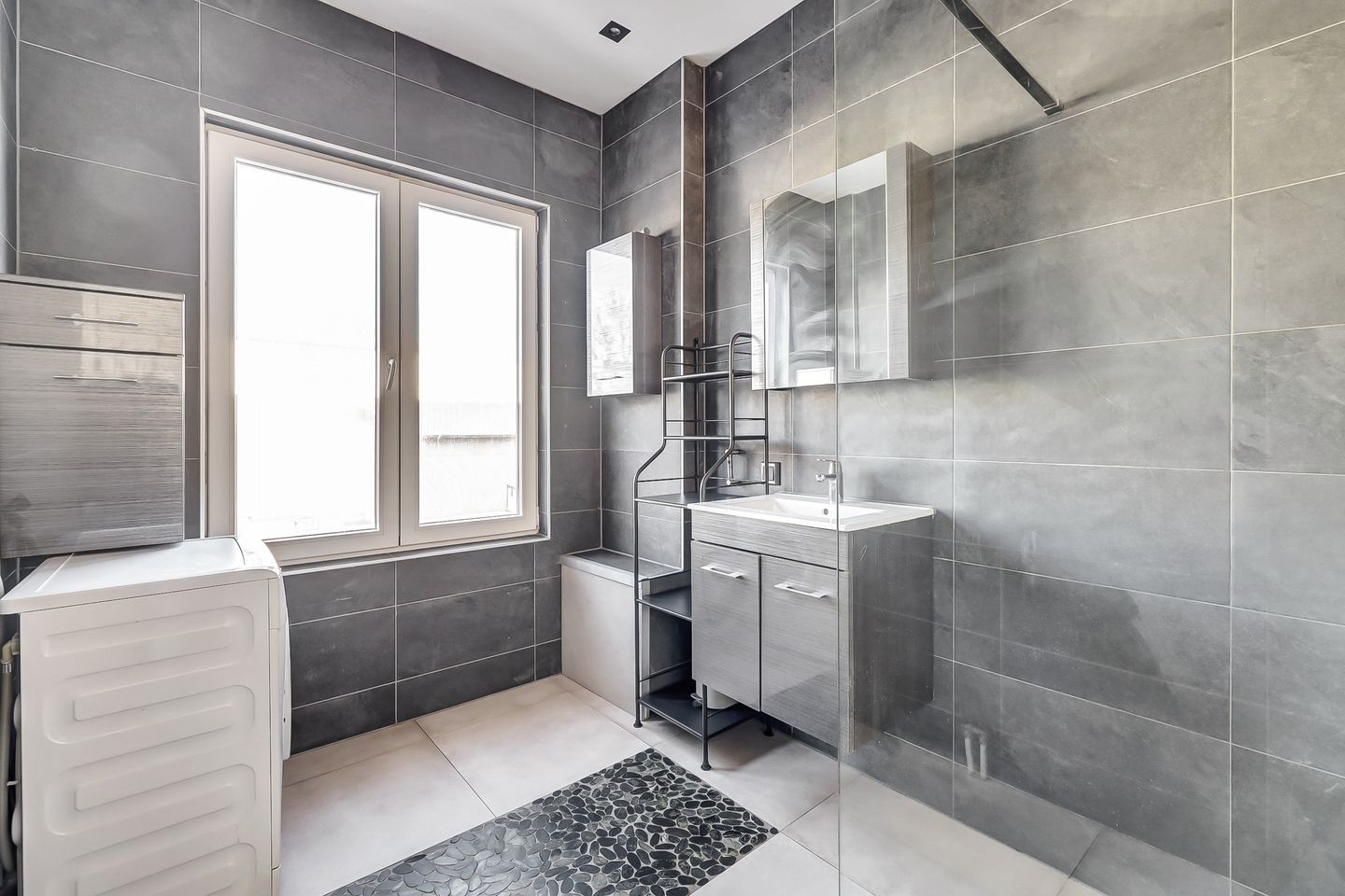 Photo 40 of Burgemeester van der Veldestraat 4