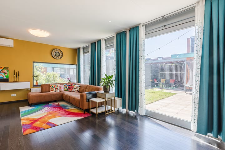 Foto 9 van Graslelie 3