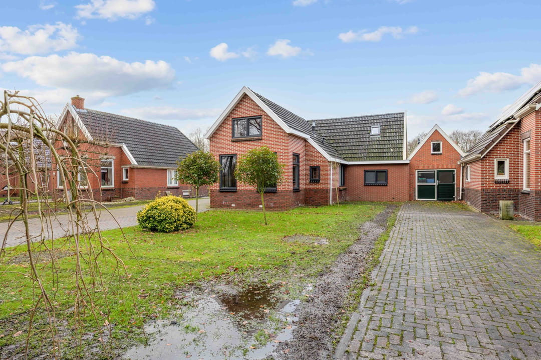 Photo 2 of Hoofdweg 211