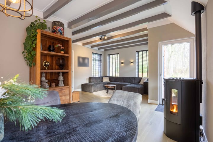 Foto 16 van Hoofdweg 211