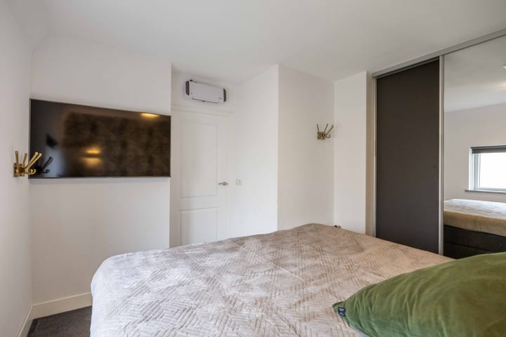 Foto 27 van Hoofdweg 211