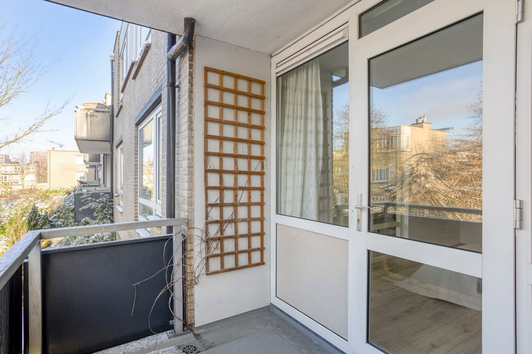 Photo 13 of Louis Davidsstraat 23